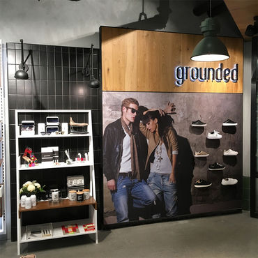  Grounded in-store display